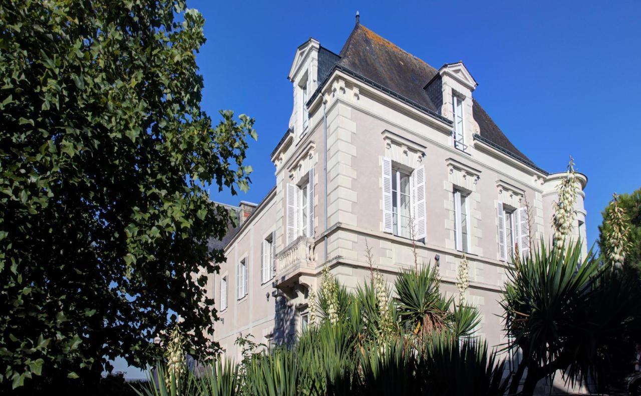 Vignoble Château Piéguë - winery Bed and Breakfast Rochefort-sur-Loire Exterior foto